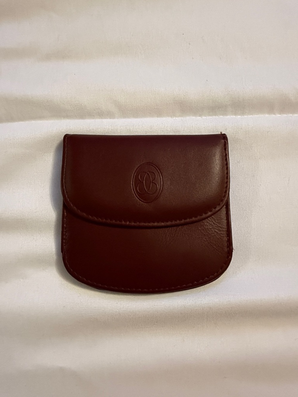 Buxton Genuine Leather Small Coin Case in Brown